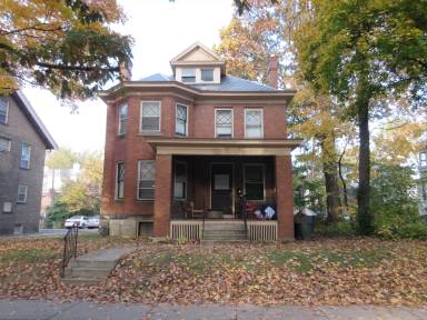 Main picture of 1965 Indianola Ave