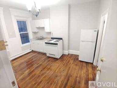 Main picture of 21 Sheafe St