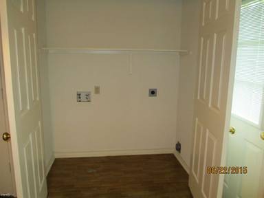 Main picture of 104 Jocelyn Cir
