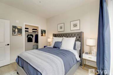 Main picture of 174 Avenue F