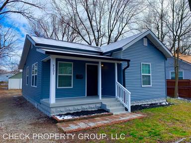 Main picture of 9207 Alexander Ave