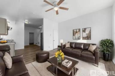 Main picture of 1025 Spruce St