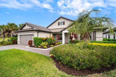 Main picture of 19001 Aqua Shore Dr