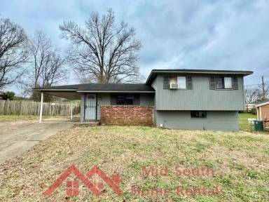 Main picture of 735 Ledbetter Ave