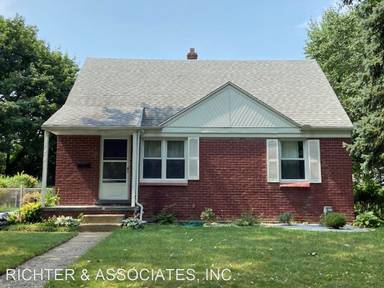 Main picture of 9637 Cardwell St