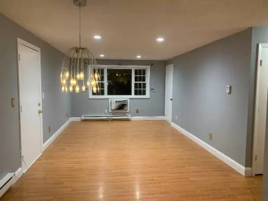 Main picture of 16 Mayberry Dr