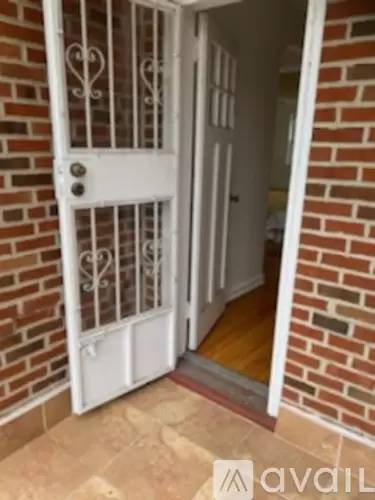 Main picture of 4624 Kings Hwy