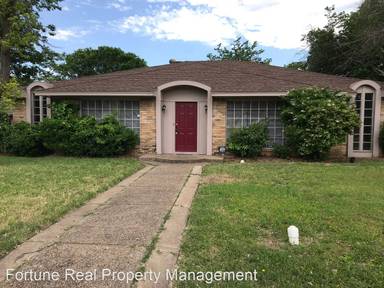Main picture of 1141 Shadywood Ln