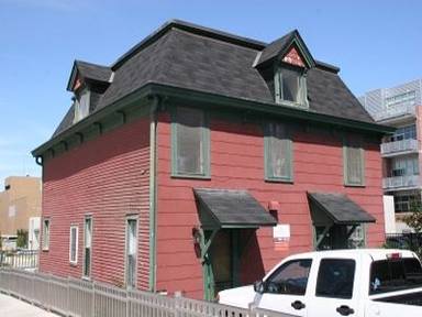 Main picture of 322 S Division St