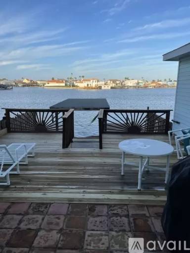 Main picture of 15402 Fortuna Bay Dr