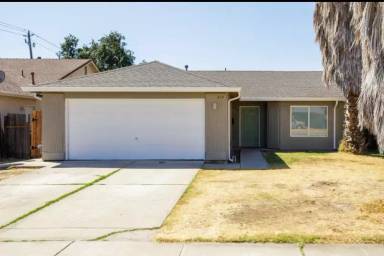 Main picture of 210 Cordova Ln