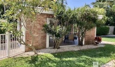Main picture of 224 Hibiscus Ave