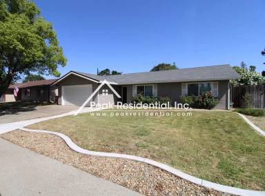 Main picture of 8705 Valley Oak Ln