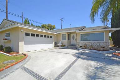 Main picture of 12602 Burgess Ave