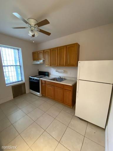 Main picture of 3090 23rd St