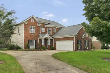Main picture of 4614 Brownes Ferry Rd