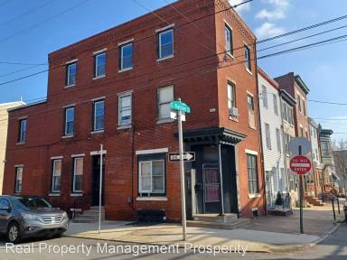 Main picture of 1251 E Fletcher St