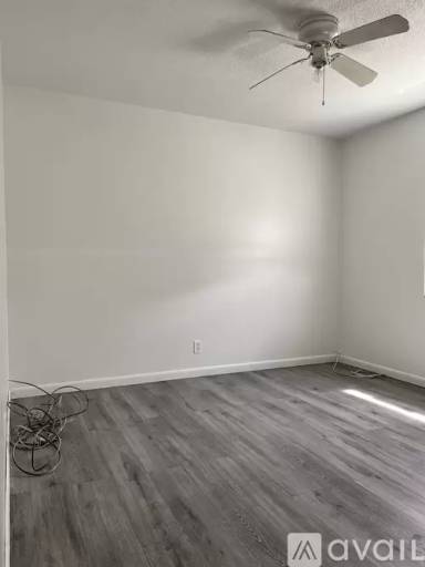Main picture of 384 Avenue N SW