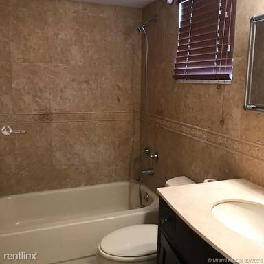 Main picture of 1580 West Ave