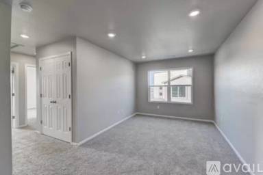 Main picture of 13867 Vispo Way