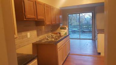 Main picture of 1319 E 83rd Ter