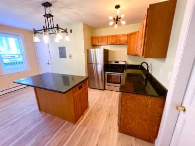 Main picture of 83 America St