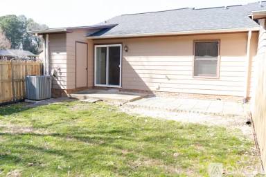 Main picture of 139 Glenwood Dr