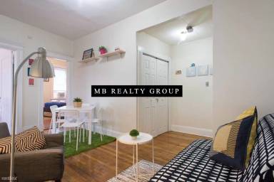 Main picture of 107 Gordon St