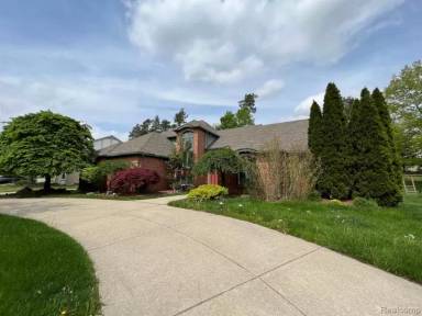 Main picture of 31018 Pine Cv Dr