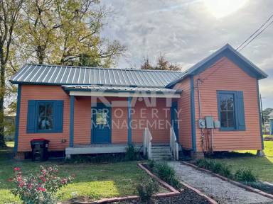 Main picture of 609 Lamar St