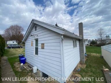 Main picture of 1626 Meade St