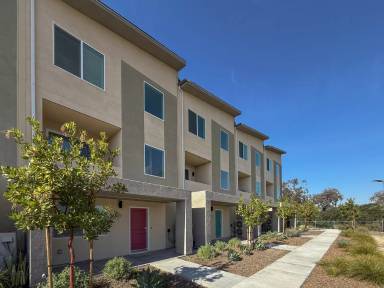 Main picture of 1038 Cooper Pl