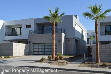 Main picture of 272 E Mesquite Ave