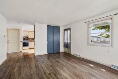 Main picture of 915 Byrd Ave