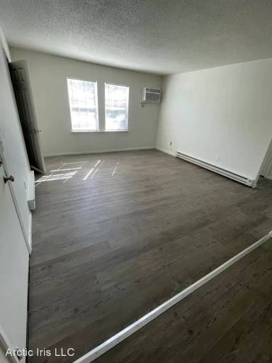 Main picture of 1539 Brooke Park Dr