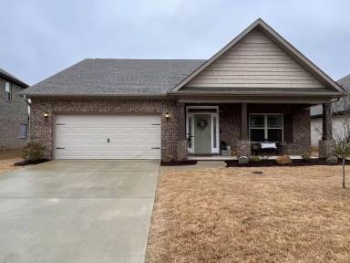 Main picture of 171 Kingswood Dr