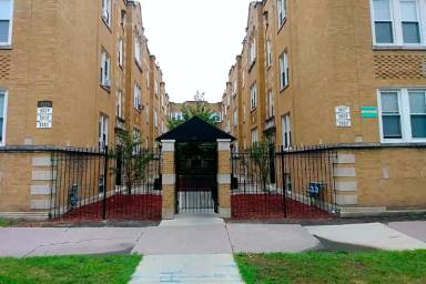 Main picture of 3515 W Franklin Blvd