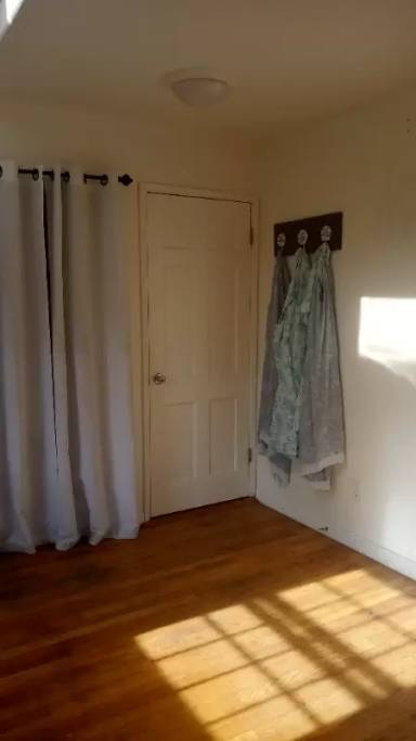 Main picture of 3210 Laura Ln