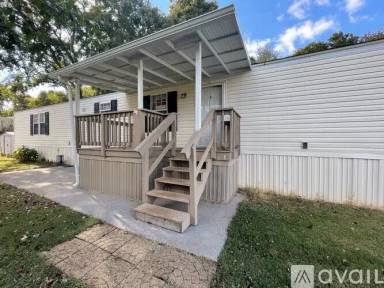 Main picture of 3709 Hampton Ln