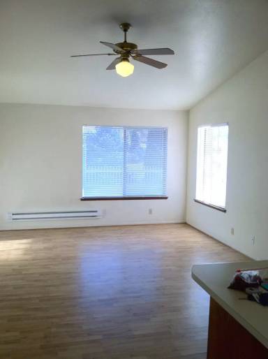 Main picture of 224 E Ivy St