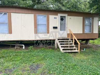 Main picture of 414 Saint Nicholas St