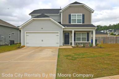 Main picture of 229 Bent Holly Dr