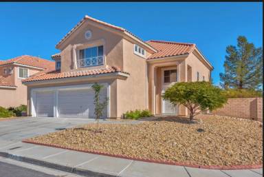 Main picture of 4742 Blue Moon Ln