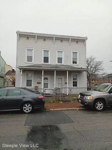 Main picture of 311 Arch St