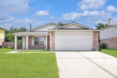 Main picture of 5419 Southern Crossing Dr