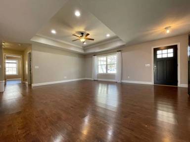 Main picture of 918 Whitecotton Dr