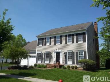 Main picture of 7055 Maynard Pl E