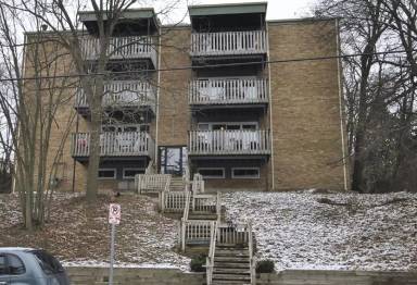 Main picture of 723 W Madison St