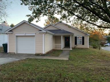Main picture of 4629 Silverdene St