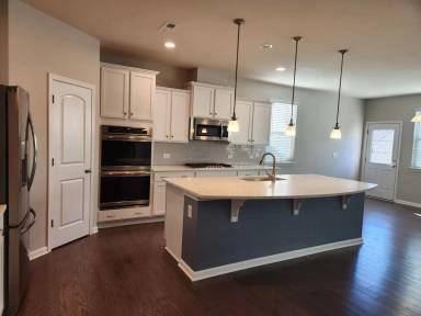 Main picture of 15513 Davidson East Dr